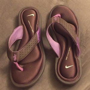 Nike flip flops